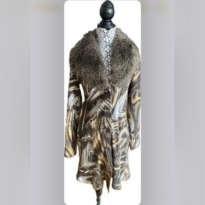 Faux Fur Collar Swirl Pattern sweater